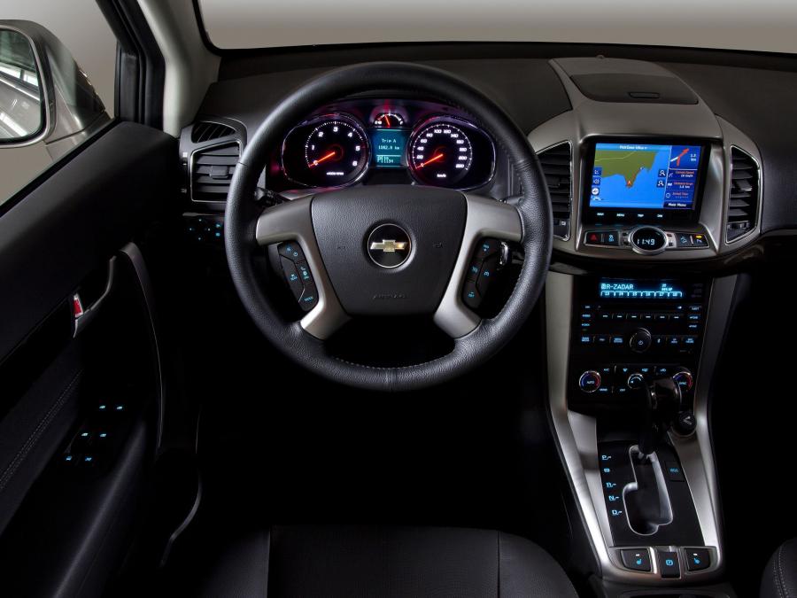  Chevrolet Captiva 2013 года  (фото 2 из 16)